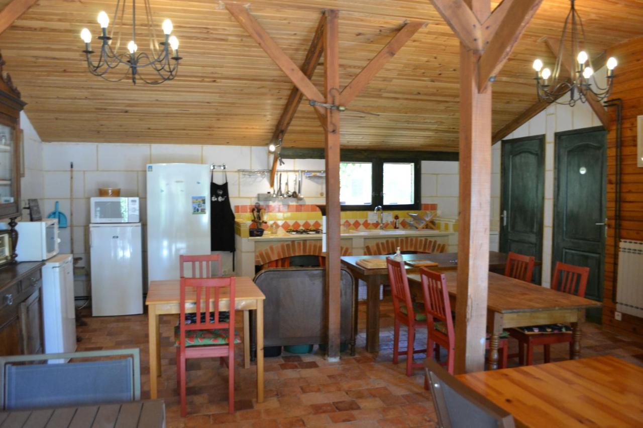 Maison D'Hotes La Chouanniere Les Bois-d'Anjou Exterior photo