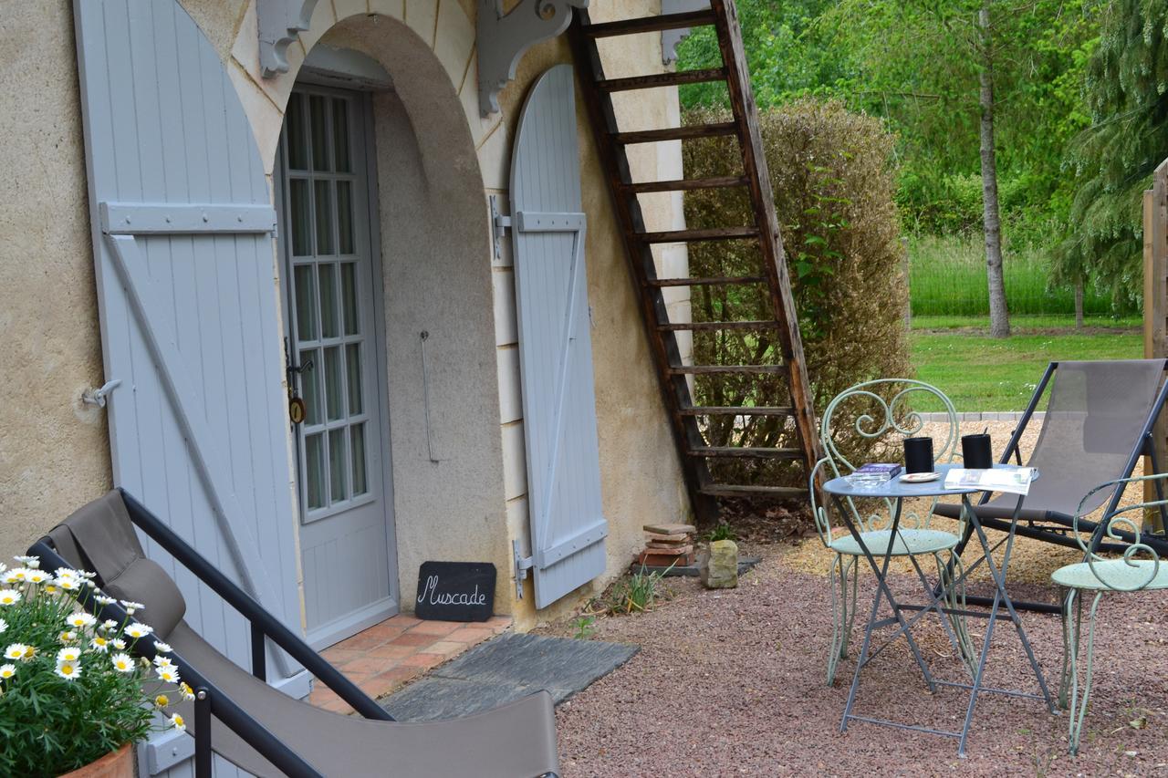 Maison D'Hotes La Chouanniere Les Bois-d'Anjou Exterior photo